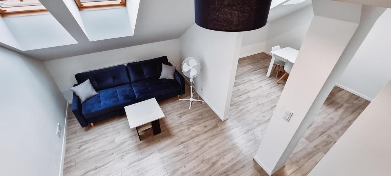 Sunny Apartment 8 Krakau Buitenkant foto